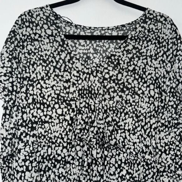 H&M Womens Black & White Patterned Blouse S - Picture 2 of 5